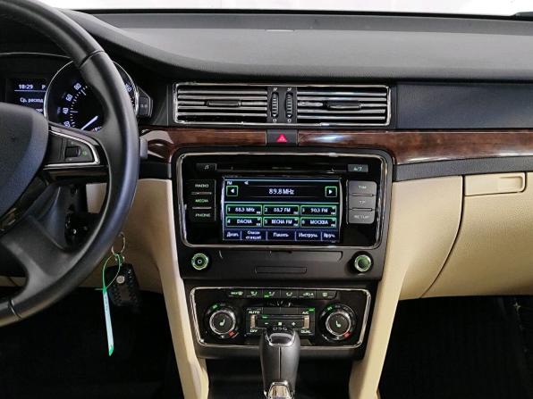 Skoda Superb II Рестайлинг с пробегом 2014 года, цена 1 939 000 рублей, 79732 км, лифтбек, Автокод Объявления