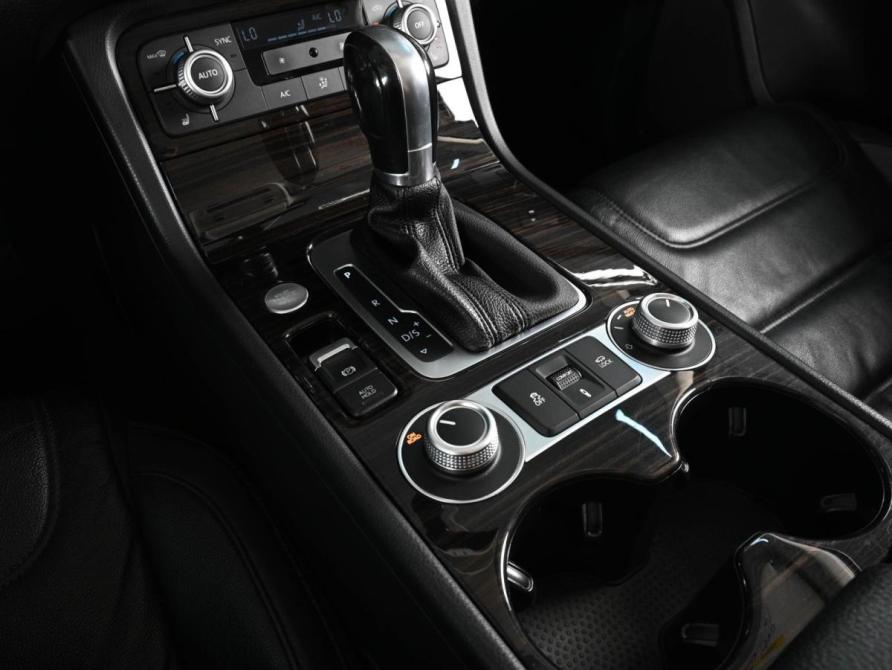 Volkswagen Touareg II Рестайлинг Ростов-на-Дону  - изображение 16