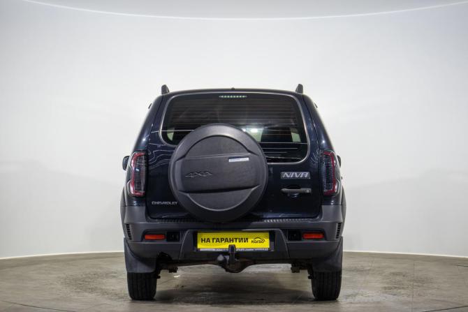 Chevrolet Niva I Рестайлинг с пробегом 2018 года, цена 729 000 рублей, 98600 км, внедорожник, Автокод Объявления