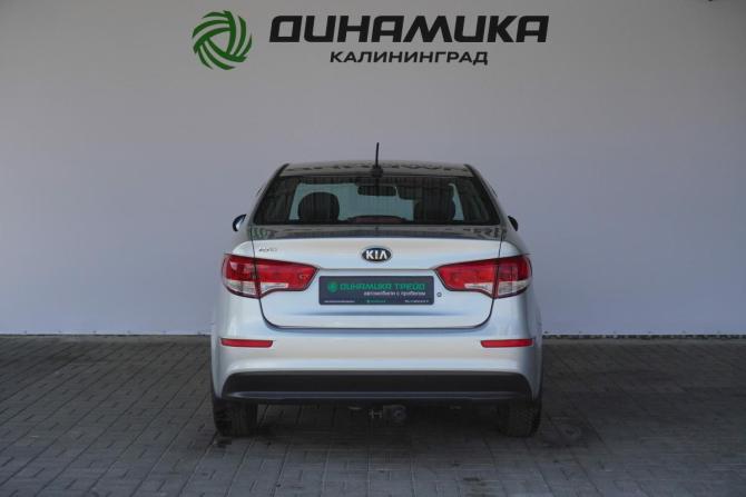 Kia Rio III Рестайлинг с пробегом 2017 года, цена 1 000 000 рублей, 110733 км, седан, Автокод Объявления