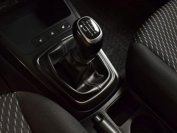 Kia Rio IV с пробегом 2018 года, цена 1 299 999 рублей, 82902 км, хэтчбек, Автокод Объявления