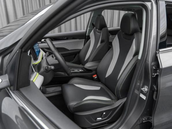 Geely Coolray I Рестайлинг с пробегом 2023 года, цена 2 160 000 рублей, 18496 км, внедорожник, Автокод Объявления