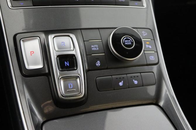 Hyundai Santa Fe IV Рестайлинг с пробегом 2021 года, цена 3 099 990 рублей, 166586 км, внедорожник, Автокод Объявления