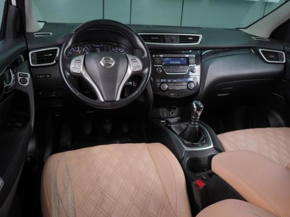 Nissan Qashqai II с пробегом 2018 года, цена 1 696 000 рублей, 145300 км, внедорожник, Автокод Объявления