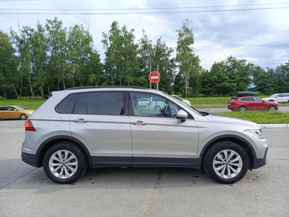 Volkswagen Tiguan II Рестайлинг с пробегом 2021 года, цена 2 604 000 рублей, 94124 км, внедорожник, Автокод Объявления