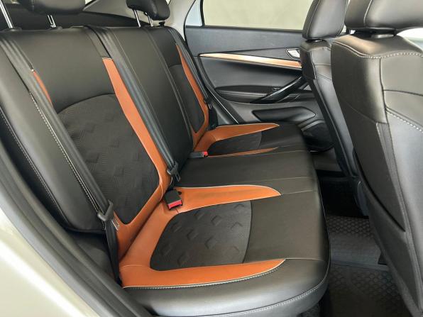 Lada (ВАЗ) Vesta I Рестайлинг (NG) с пробегом 2023 года, цена 1 360 000 рублей, 58038 км, седан, Автокод Объявления