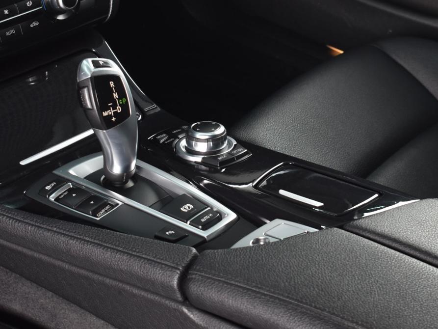 BMW 5 серии VI (F10/F11/F07) Рестайлинг Кемерово  - изображение 20