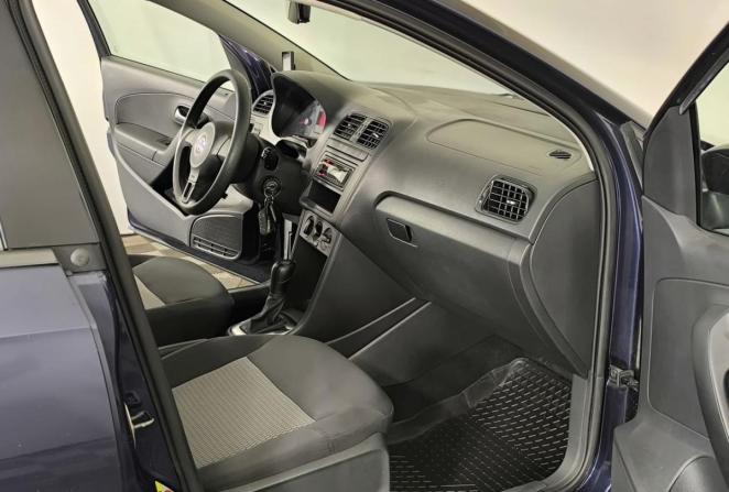 Volkswagen Polo V с пробегом 2011 года, цена 890 000 рублей, 108668 км, седан, Автокод Объявления