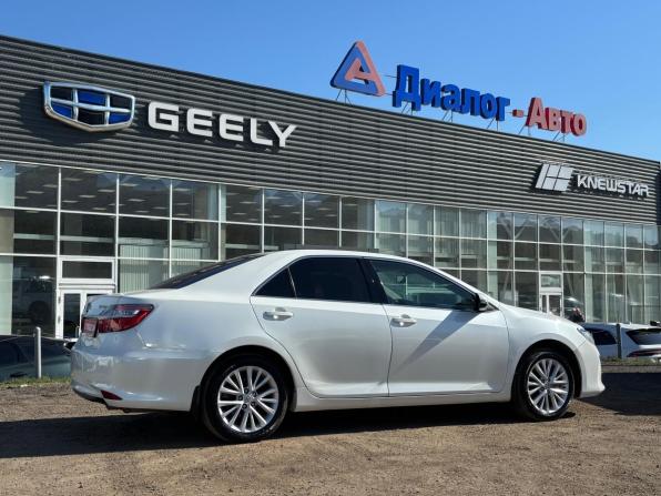 Toyota Camry VII (XV50) Рестайлинг с пробегом 2015 года, цена 1 695 000 рублей, 154431 км, седан, Автокод Объявления