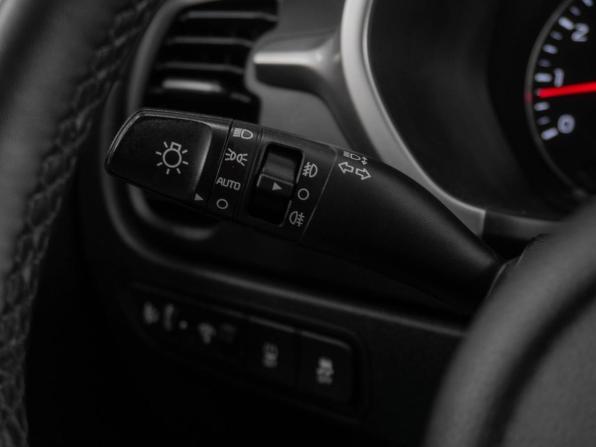 Kia Rio IV Рестайлинг с пробегом 2021 года, цена 1 866 000 рублей, 34084 км, хэтчбек, Автокод Объявления