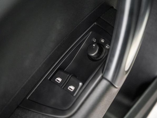 Audi A1 I (8X) с пробегом 2012 года, цена 1 025 000 рублей, 150000 км, хэтчбек, Автокод Объявления