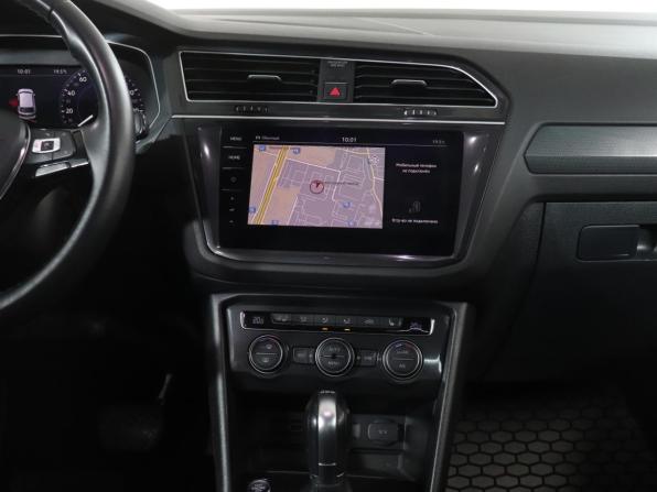 Volkswagen Tiguan II с пробегом 2018 года, цена 3 350 000 рублей, 89000 км, внедорожник, Автокод Объявления