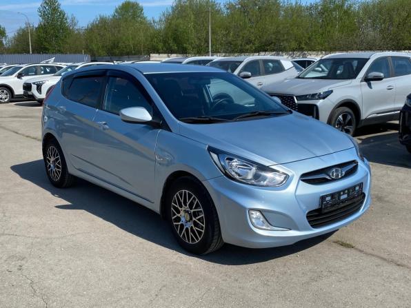 Hyundai Solaris I с пробегом 2012 года, цена 715 000 рублей, 179193 км, хэтчбек, Автокод Объявления