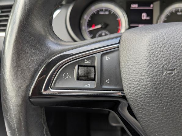 Skoda Octavia III (A7) Рестайлинг с пробегом 2020 года, цена 1 690 000 рублей, 126026 км, лифтбек, Автокод Объявления