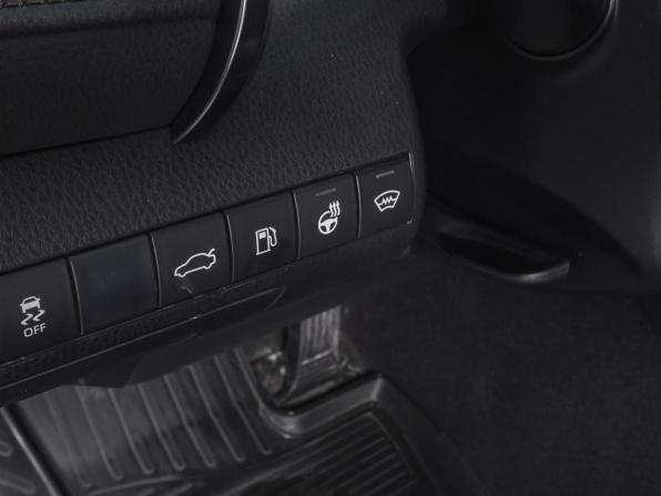 Toyota Camry VIII (XV70) с пробегом 2018 года, цена 3 370 000 рублей, 64660 км, седан, Автокод Объявления