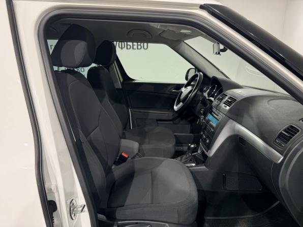 Skoda Yeti I Рестайлинг с пробегом 2015 года, цена 1 249 000 рублей, 80497 км, внедорожник, Автокод Объявления
