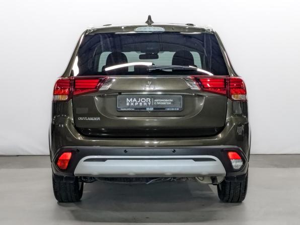 Mitsubishi Outlander III Рестайлинг 3 с пробегом 2020 года, цена 2 495 000 рублей, 100043 км, внедорожник, Автокод Объявления