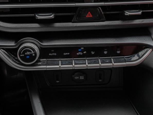 Changan Eado Plus с пробегом 2023 года, цена 1 629 009 рублей, 33227 км, седан, Автокод Объявления