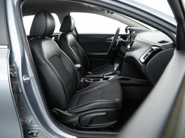 Kia Ceed III с пробегом 2019 года, цена 1 937 444 рубля, 97649 км, универсал, Автокод Объявления