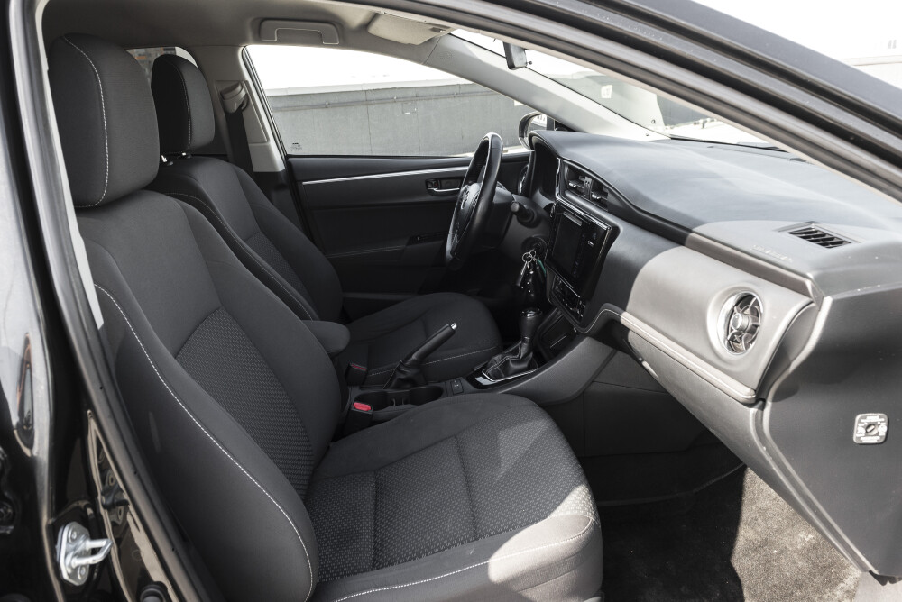Toyota Corolla XI (E160 E170 E180) Рестайлинг 1 Казань  - изображение 19