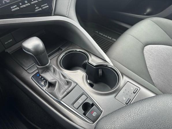 Toyota Camry VIII (XV70) Рестайлинг с пробегом 2021 года, цена 2 950 000 рублей, 99459 км, седан, Автокод Объявления