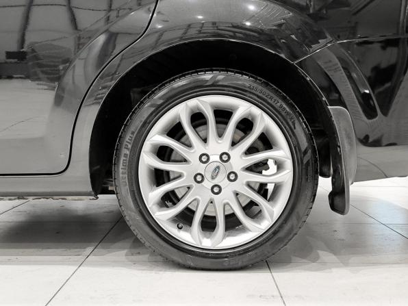 Ford Mondeo IV Рестайлинг с пробегом 2013 года, цена 903 000 рублей, 237291 км, седан, Автокод Объявления