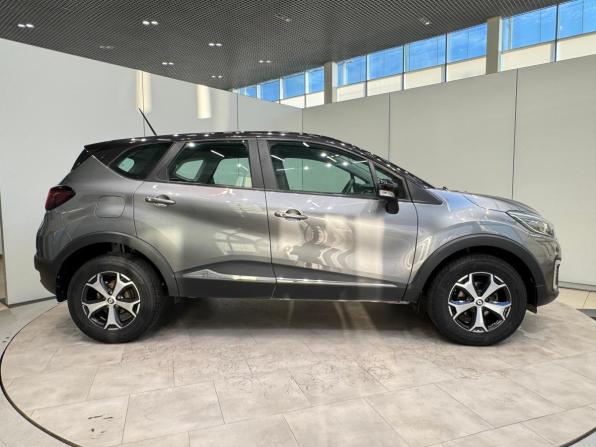 Renault Kaptur I Рестайлинг с пробегом 2020 года, цена 1 580 000 рублей, 69467 км, внедорожник, Автокод Объявления