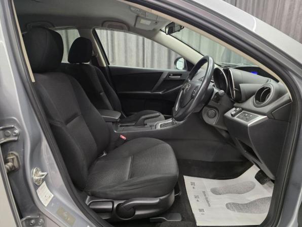 Mazda Axela II с пробегом 2012 года, цена 893 000 рублей, 159300 км, седан, Автокод Объявления