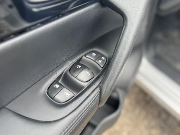 Nissan Qashqai II Рестайлинг с пробегом 2019 года, цена 1 385 000 рублей, 260939 км, внедорожник, Автокод Объявления