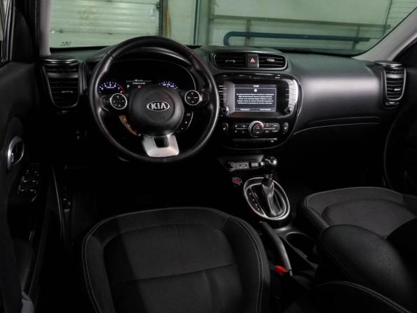 Kia Soul II Рестайлинг с пробегом 2017 года, цена 1 374 000 рублей, 155682 км, хэтчбек, Автокод Объявления