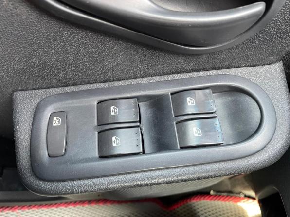 Renault Duster I с пробегом 2014 года, цена 840 000 рублей, 145000 км, внедорожник, Автокод Объявления