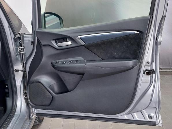 Honda Shuttle II с пробегом 2018 года, цена 1 346 000 рублей, 117000 км, универсал, Автокод Объявления