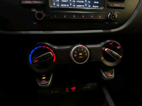 Kia Rio IV с пробегом 2019 года, цена 1 418 000 рублей, 107681 км, хэтчбек, Автокод Объявления