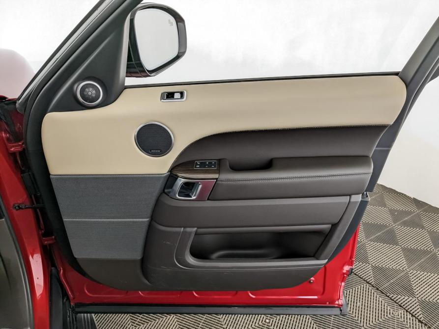 Land Rover Range Rover Sport II Рестайлинг Санкт-Петербург  - изображение 26