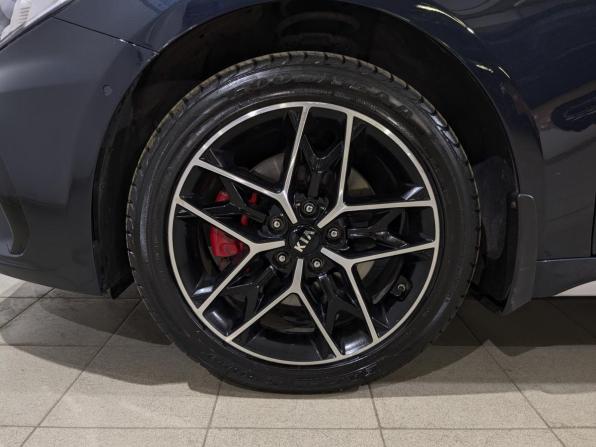 Kia Optima IV Рестайлинг с пробегом 2018 года, цена 2 255 000 рублей, 100471 км, седан, Автокод Объявления