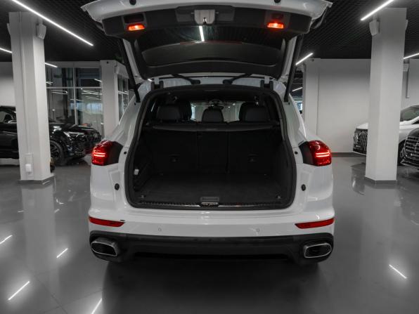 Porsche Cayenne II Рестайлинг (958) с пробегом 2017 года, цена 4 200 000 рублей, 118690 км, внедорожник, Автокод Объявления
