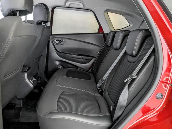 Renault Kaptur I Рестайлинг с пробегом 2021 года, цена 1 795 000 рублей, 43482 км, внедорожник, Автокод Объявления