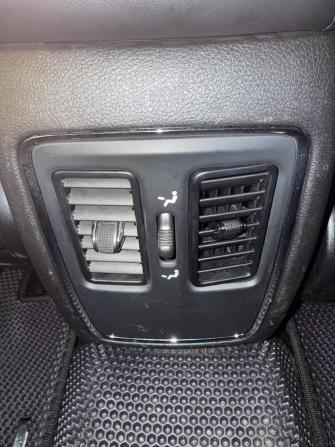 Jeep Grand Cherokee IV (WK2) Рестайлинг с пробегом 2013 года, цена 1 949 000 рублей, 240000 км, внедорожник, Автокод Объявления