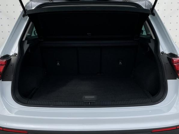Volkswagen Tiguan II с пробегом 2018 года, цена 2 730 000 рублей, 28147 км, внедорожник, Автокод Объявления