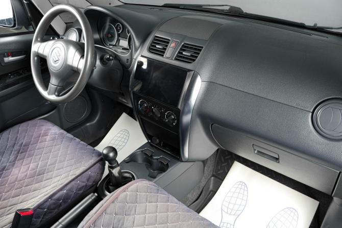 Suzuki SX4 I (Classic) Рестайлинг с пробегом 2010 года, цена 779 000 рублей, 229000 км, седан, Автокод Объявления