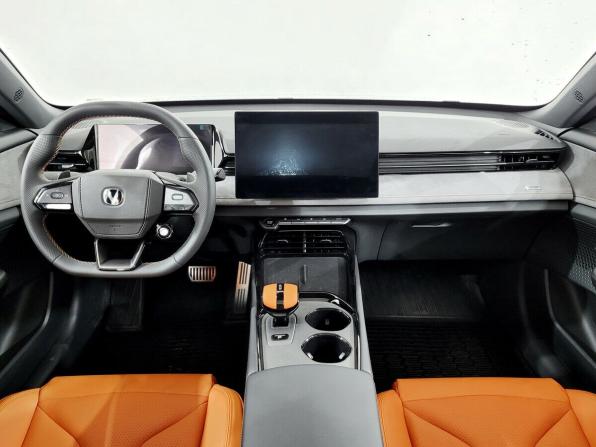 Changan UNI-V I Рестайлинг 2 с пробегом 2026 года, цена 3 499 900 рублей, 343 км, хэтчбек, Автокод Объявления