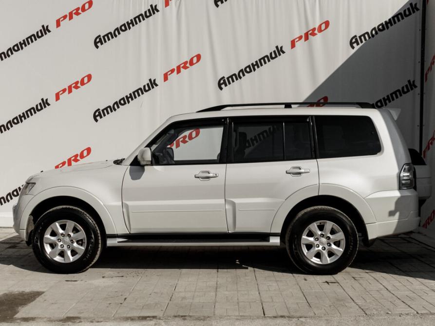 Mitsubishi Pajero IV Рестайлинг 1 Екатеринбург  - изображение 7