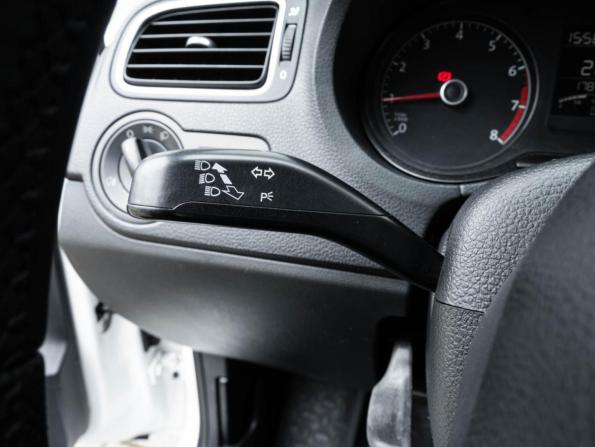 Volkswagen Polo V с пробегом 2015 года, цена 744 700 рублей, 178721 км, седан, Автокод Объявления