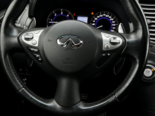 Infiniti QX70 с пробегом 2016 года, цена 2 299 000 рублей, 106800 км, внедорожник, Автокод Объявления