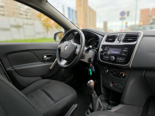 Renault Sandero II с пробегом 2016 года, цена 895 000 рублей, 108434 км, хэтчбек, Автокод Объявления