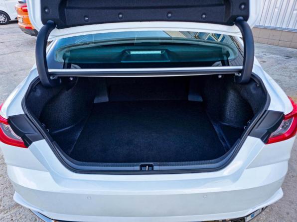 Toyota Camry IX (XV80) China Market с пробегом 2025 года, цена 4 750 000 рублей, 63 км, седан, Автокод Объявления