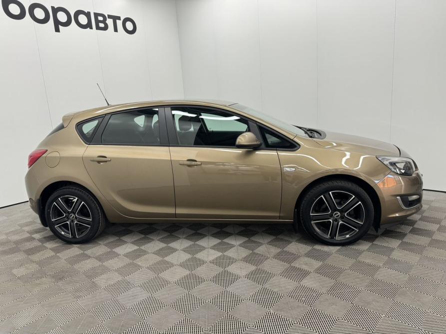 Opel Astra J Рестайлинг Воронеж  - изображение 9