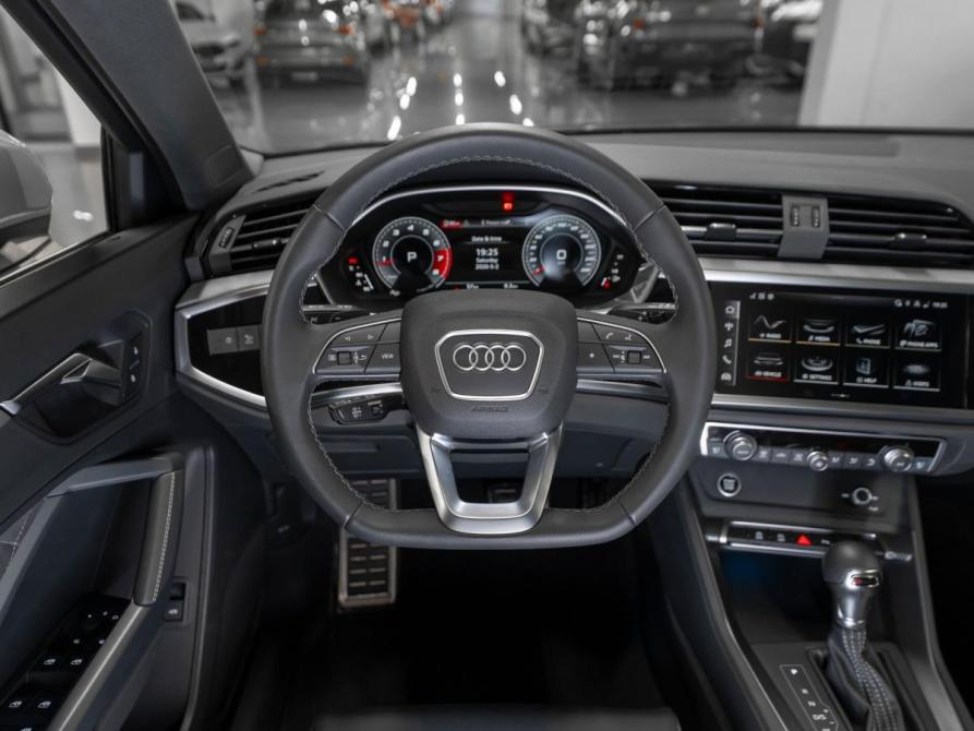 Audi Q3 II (F3) Москва  - изображение 11