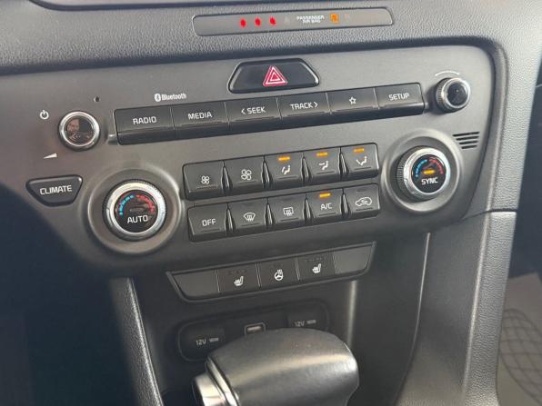Kia Sportage IV Рестайлинг с пробегом 2022 года, цена 2 363 000 рублей, 90309 км, внедорожник, Автокод Объявления