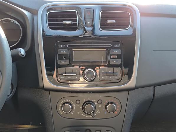 Renault Logan II с пробегом 2016 года, цена 722 000 рублей, 92217 км, седан, Автокод Объявления